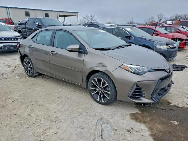 2018 TOYOTA COROLLA SE  