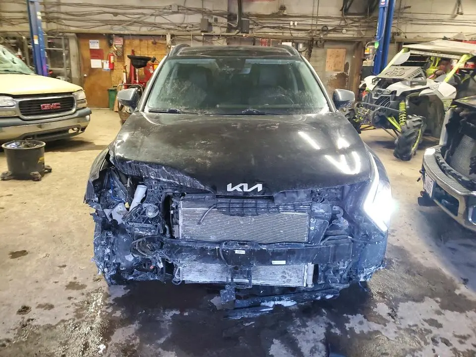 2023 KIA SPORTAGE EX  