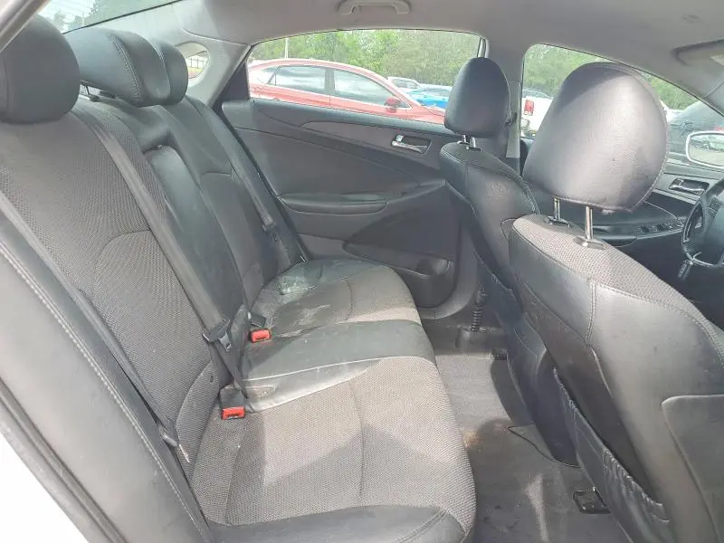 2013 HYUNDAI SONATA SE  