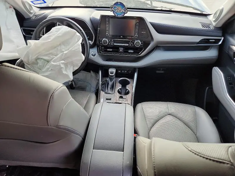 2020 TOYOTA HIGHLANDER LIMITED  