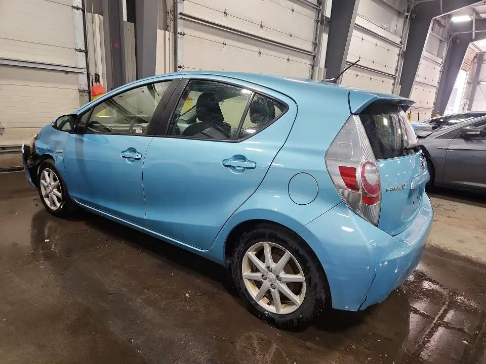 2012 TOYOTA PRIUS C THREE  