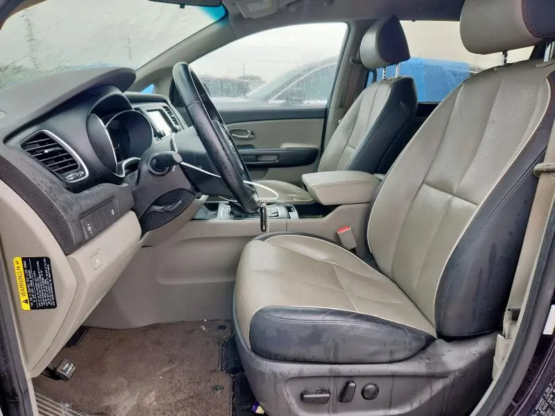 2018 KIA SEDONA LX  