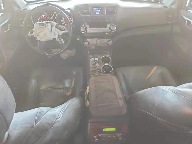 2011 TOYOTA HIGHLANDER LIMITED  