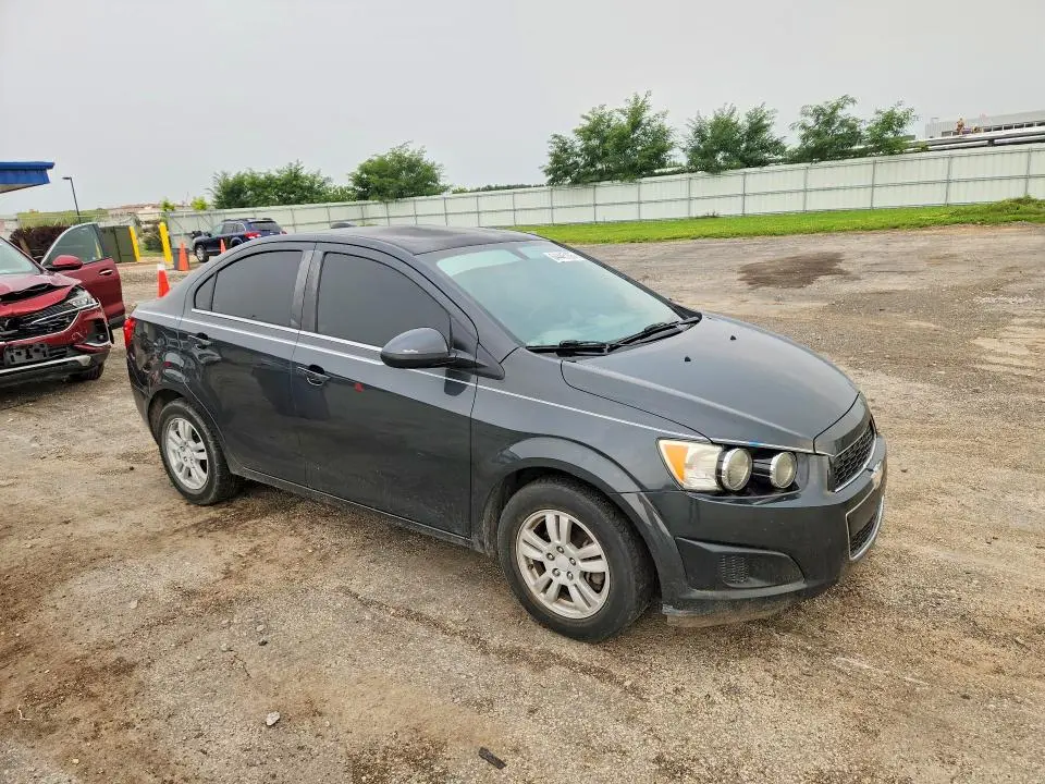 2015 CHEVROLET SONIC LT  