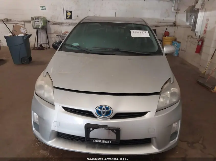 2011 TOYOTA PRIUS THREE