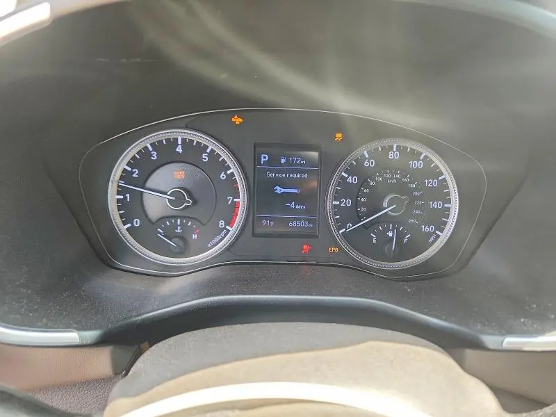 2020 HYUNDAI SANTA FE SE  