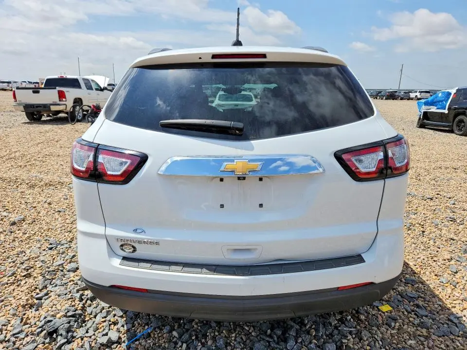 2017 CHEVROLET TRAVERSE LS  