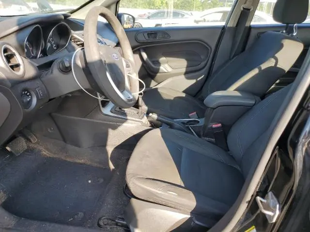 2017 FORD FIESTA SE  