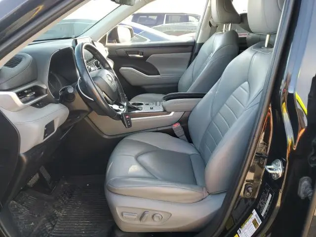 2020 TOYOTA HIGHLANDER HYBRID XLE  