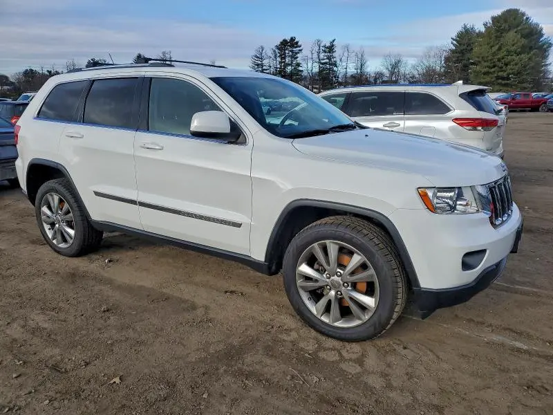 2013 JEEP GRAND CHEROKEE LAREDO  