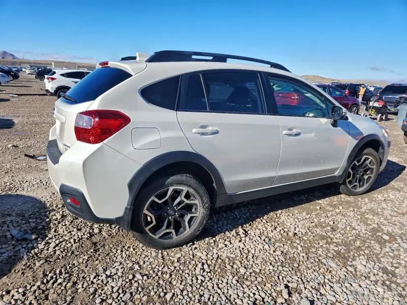 2016 SUBARU CROSSTREK LIMITED  