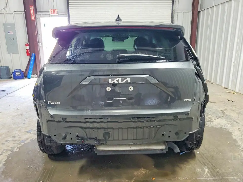 2026 KIA NIRO LX  