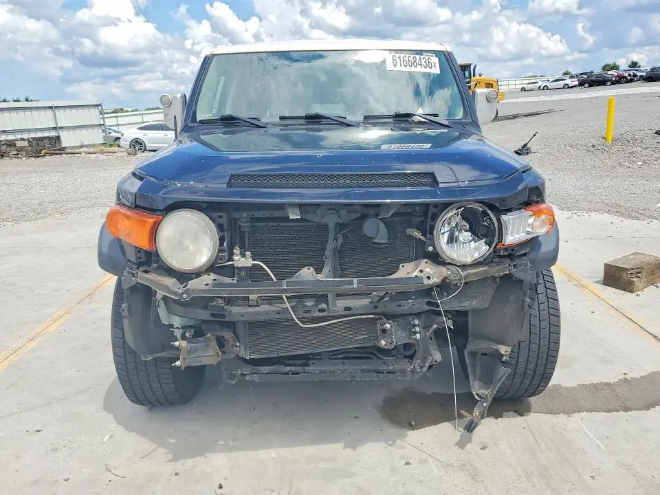 2010 TOYOTA FJ CRUISER BASE  