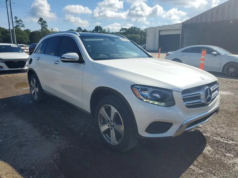 2017 MERCEDES-BENZ GLC 300  
