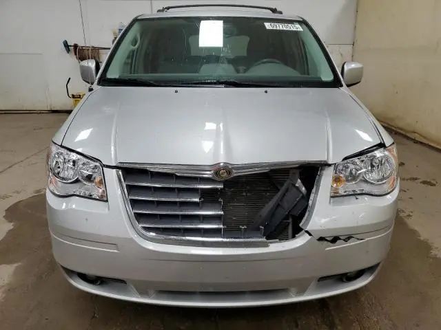 2010 CHRYSLER TOWN & COUNTRY TOURING  