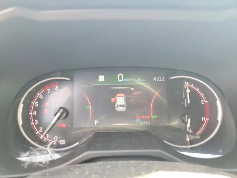 2025 TOYOTA RAV4 XLE  