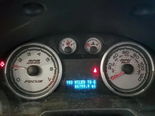 2010 FORD FOCUS SE  