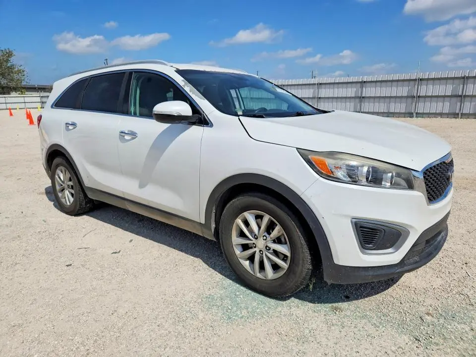 2016 KIA SORENTO LX V6  