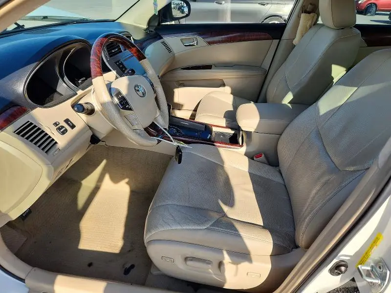 2011 TOYOTA AVALON LIMITED  