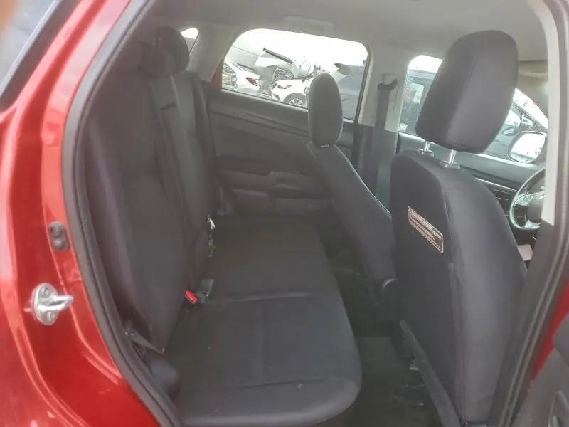 2015 MITSUBISHI OUTLANDER SPORT ES  