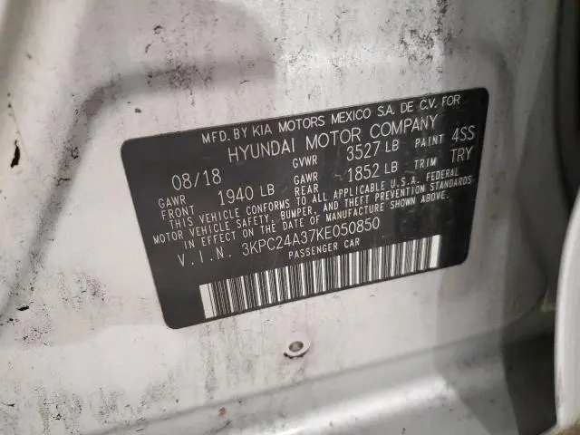 2019 HYUNDAI ACCENT SE  