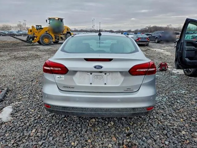 2016 FORD FOCUS SE  
