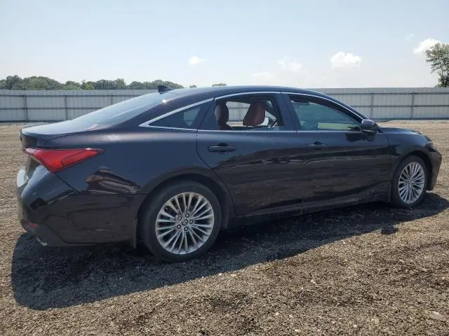2019 TOYOTA AVALON XLE  