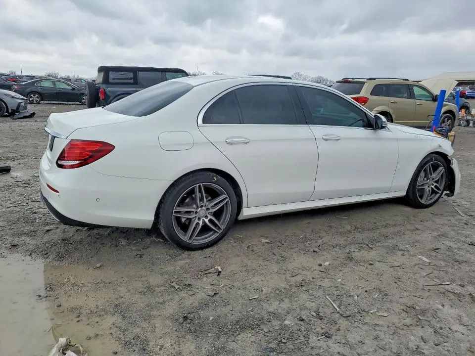 2017 MERCEDES-BENZ E 300  