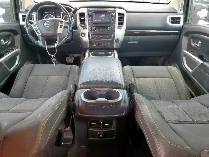 2017 NISSAN TITAN XD SL  