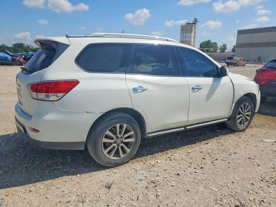 2016 NISSAN PATHFINDER S  