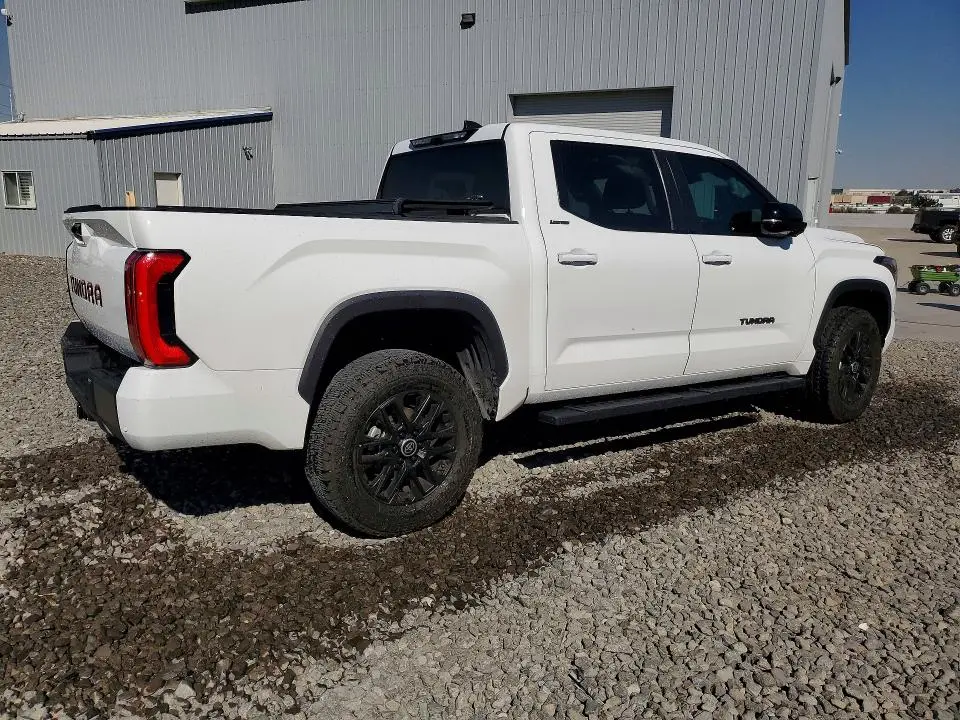 2024 TOYOTA TUNDRA LIMITED  