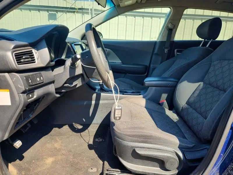 2018 KIA NIRO LX  