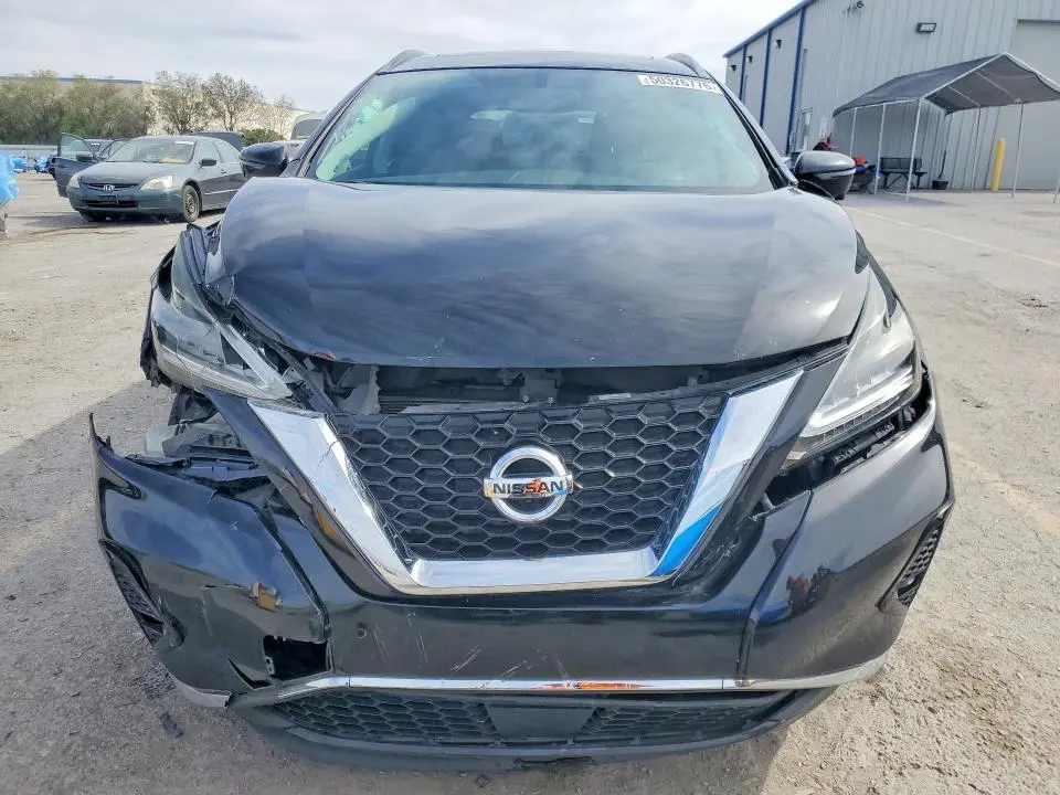 2019 NISSAN MURANO SV  