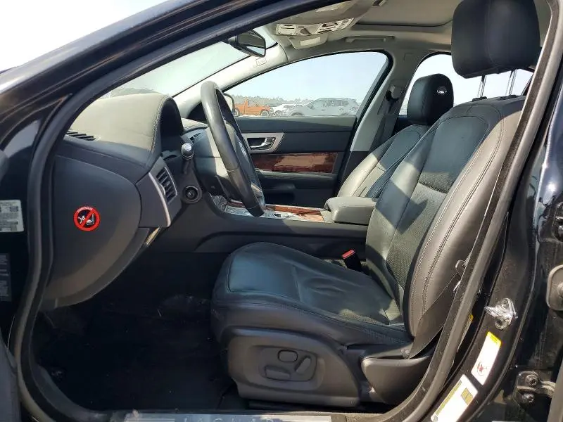 2011 JAGUAR XF PREMIUM  