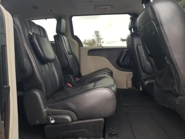 2013 CHRYSLER TOWN & COUNTRY TOURING L  