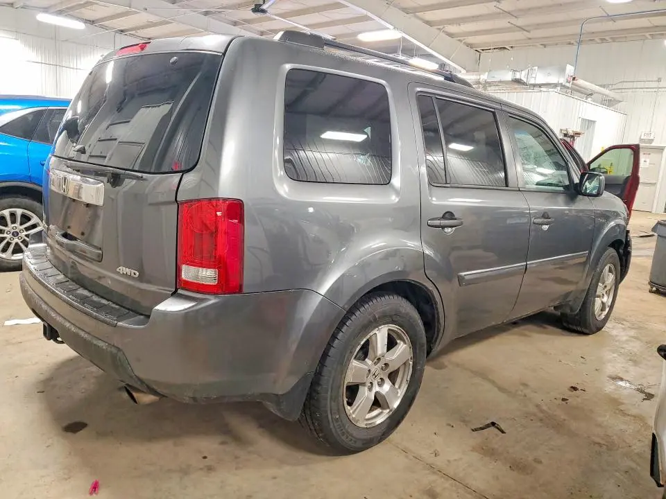 2011 HONDA PILOT EXL  