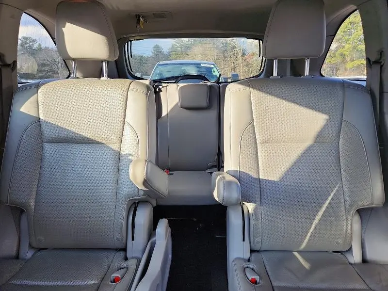 2016 TOYOTA HIGHLANDER HYBRID LIMITED  