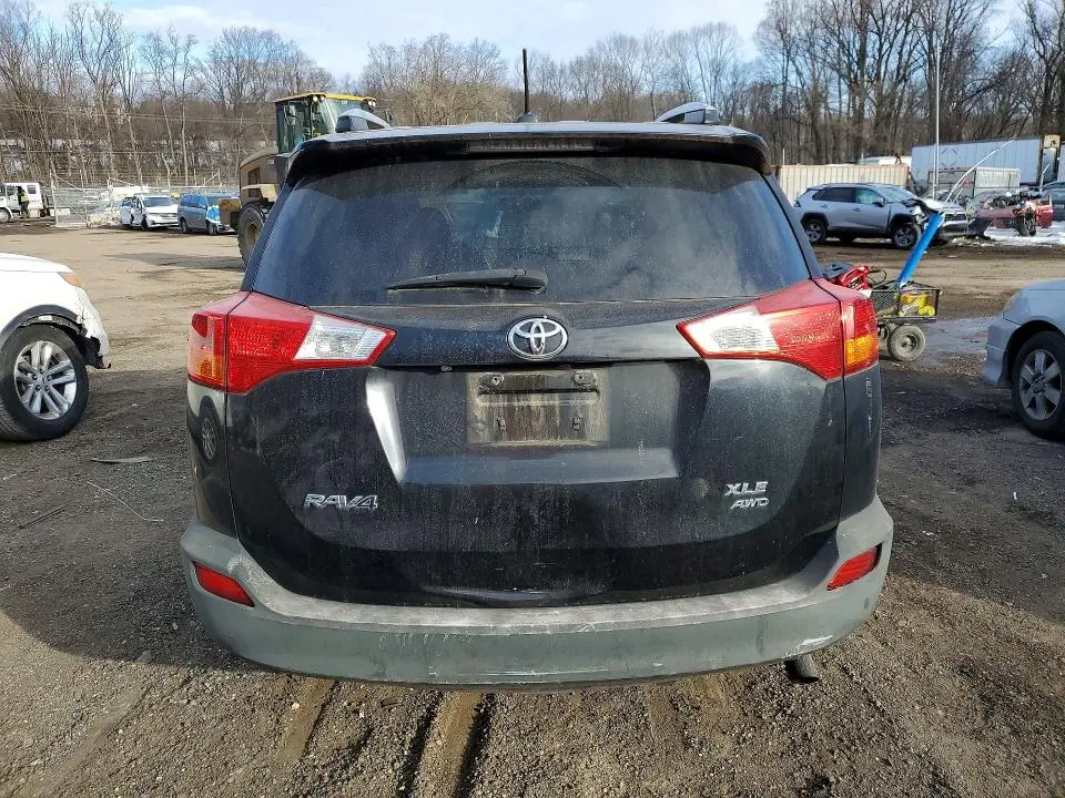 2014 TOYOTA RAV4 XLE  