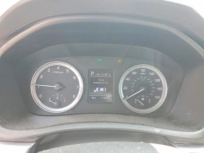 2018 HYUNDAI SONATA SE  