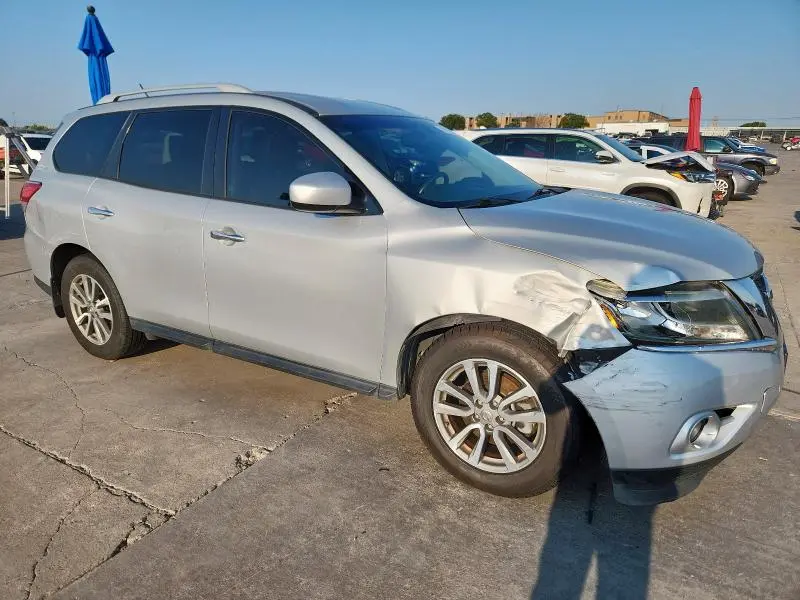2016 NISSAN PATHFINDER S  