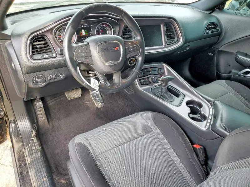 2015 DODGE CHALLENGER SXT  