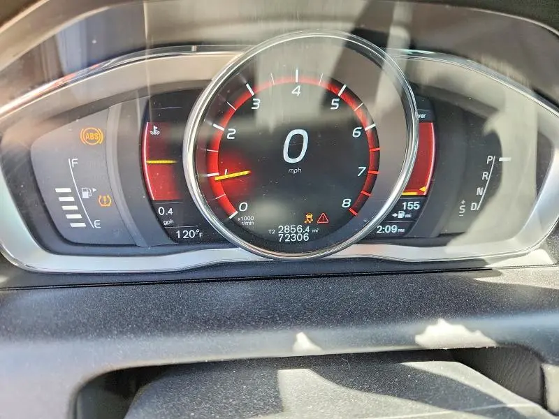 2016 VOLVO XC60 T5 PREMIER  