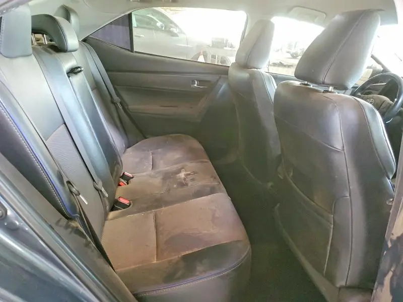 2017 TOYOTA COROLLA SE  
