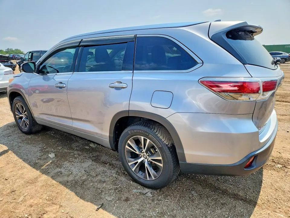 2016 TOYOTA HIGHLANDER XLE  