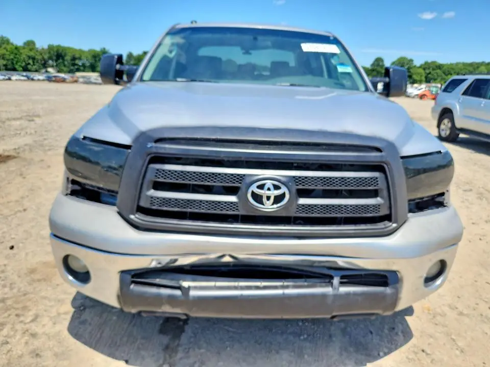 2010 TOYOTA TUNDRA CREWMAX SR5  