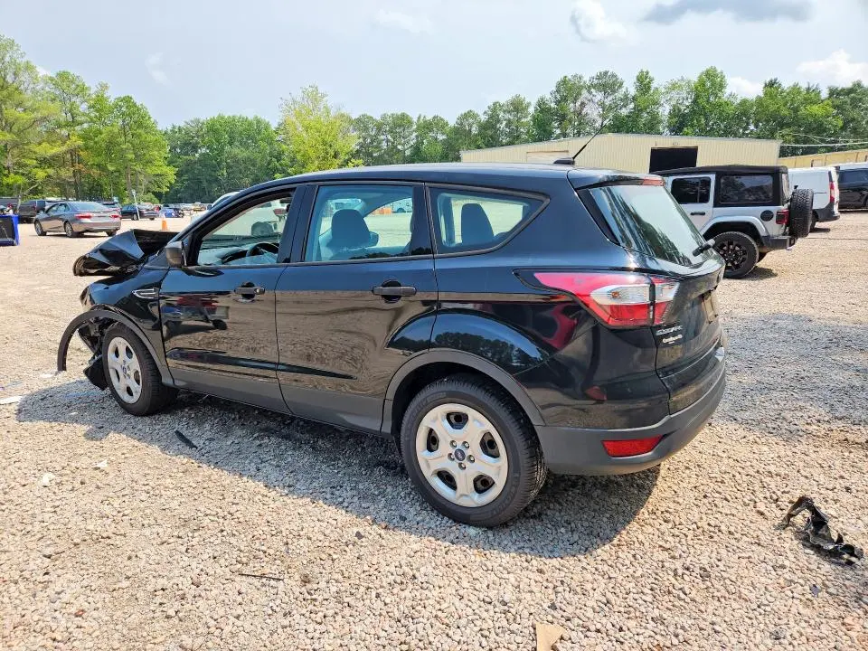 2017 FORD ESCAPE S  