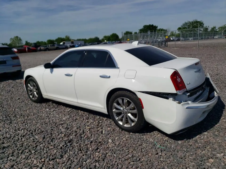 2019 CHRYSLER 300 LIMITED  