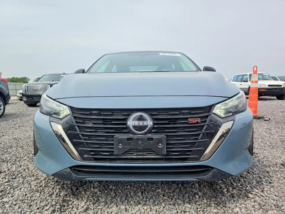 2024 NISSAN SENTRA SR  
