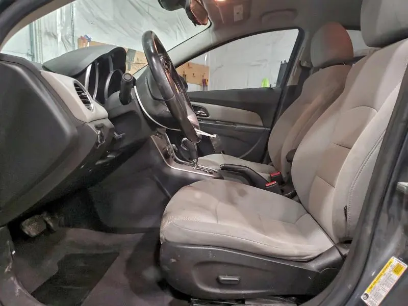 2013 CHEVROLET CRUZE LT  