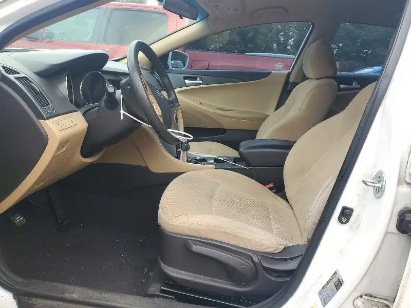 2011 HYUNDAI SONATA GLS  